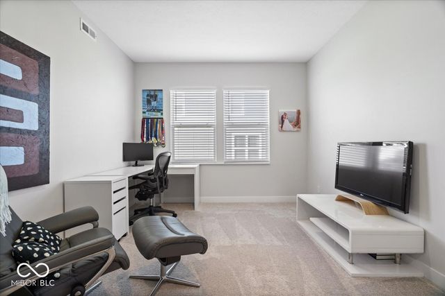 5816 Summertree Place, Whitestown, IN 46075