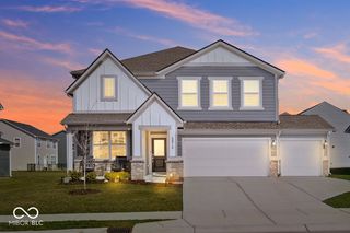 5816 Summertree Place, Whitestown, IN 46075