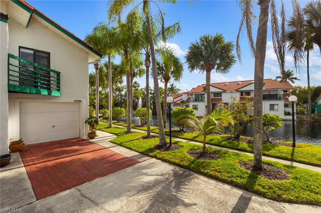 2294 Anchorage LN B, NAPLES, FL 34104 — exterior