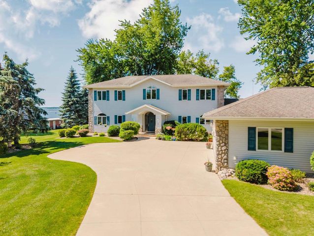 5457 NICKELS DRIVE, Oshkosh, WI 54904