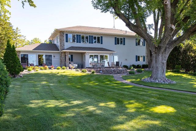 5457 NICKELS DRIVE, Oshkosh, WI 54904
