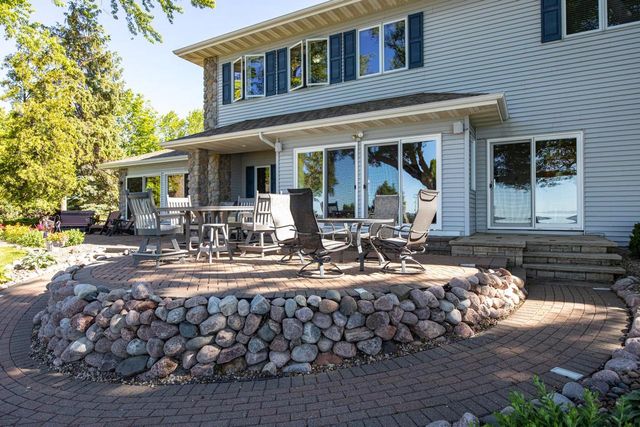5457 NICKELS DRIVE, Oshkosh, WI 54904