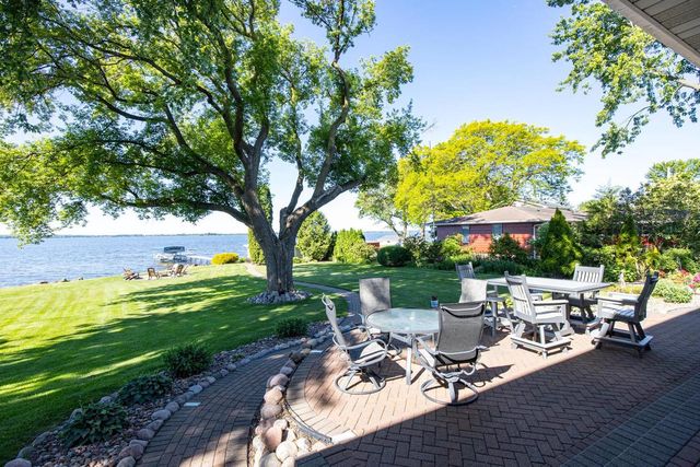 5457 NICKELS DRIVE, Oshkosh, WI 54904