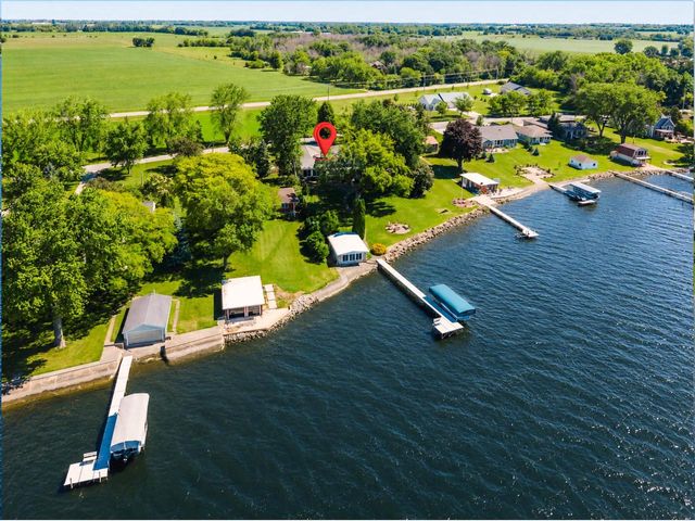 5457 NICKELS DRIVE, Oshkosh, WI 54904