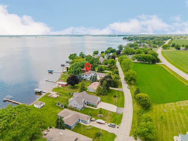 5457 NICKELS DRIVE, Oshkosh, WI 54904