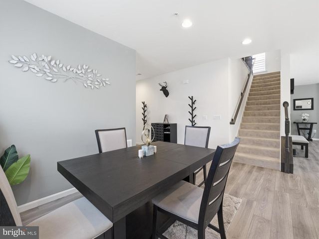 12423 GEMSTONE DR, Hagerstown, MD 21740
