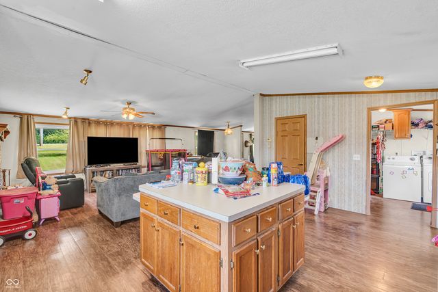 12321 Fertig Road, Poland, IN 47868
