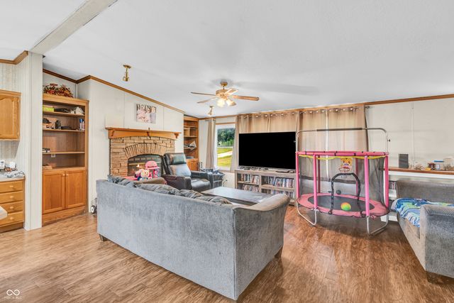 12321 Fertig Road, Poland, IN 47868