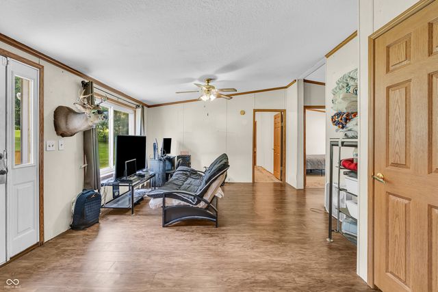12321 Fertig Road, Poland, IN 47868