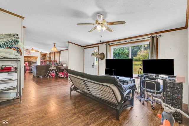 12321 Fertig Road, Poland, IN 47868