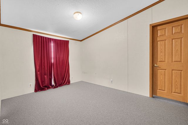 12321 Fertig Road, Poland, IN 47868
