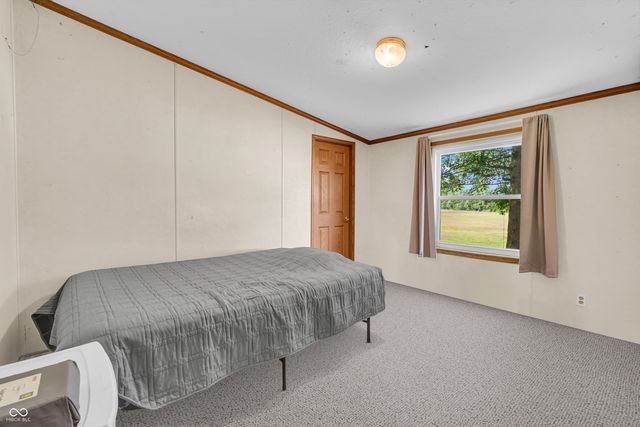 12321 Fertig Road, Poland, IN 47868
