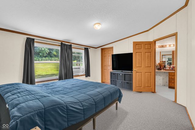 12321 Fertig Road, Poland, IN 47868