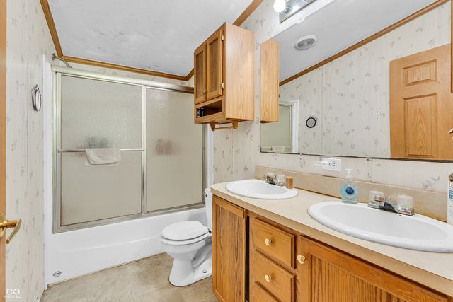 12321 Fertig Road, Poland, IN 47868