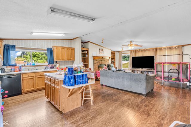 12321 Fertig Road, Poland, IN 47868