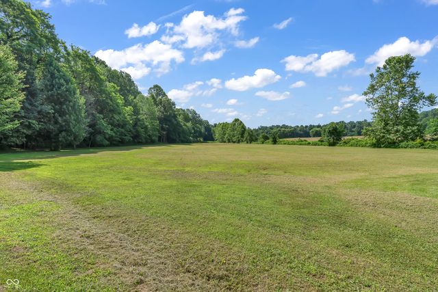 12321 Fertig Road, Poland, IN 47868