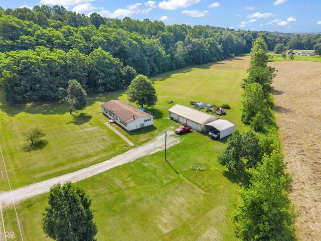 12321 Fertig Road, Poland, IN 47868