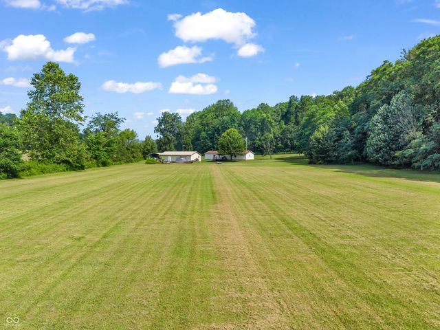 12321 Fertig Road, Poland, IN 47868