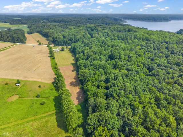 12321 Fertig Road, Poland, IN 47868