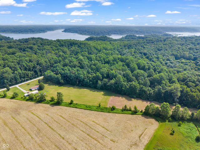12321 Fertig Road, Poland, IN 47868