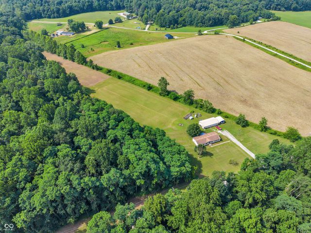 12321 Fertig Road, Poland, IN 47868