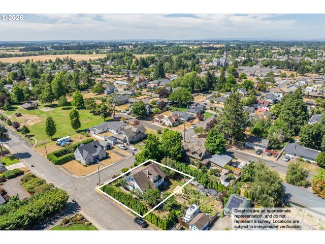 990 TAYLOR St, Mt Angel, OR 97362