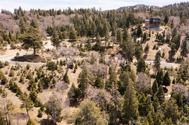 226 Hidden Forest Road, Lake Arrowhead, CA 92352