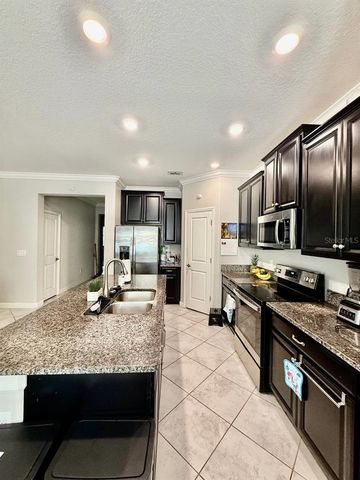 10143 COUNT FLEET DRIVE, Ruskin, FL 33573