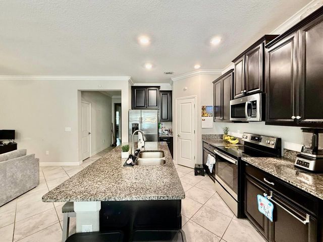 10143 COUNT FLEET DRIVE, Ruskin, FL 33573