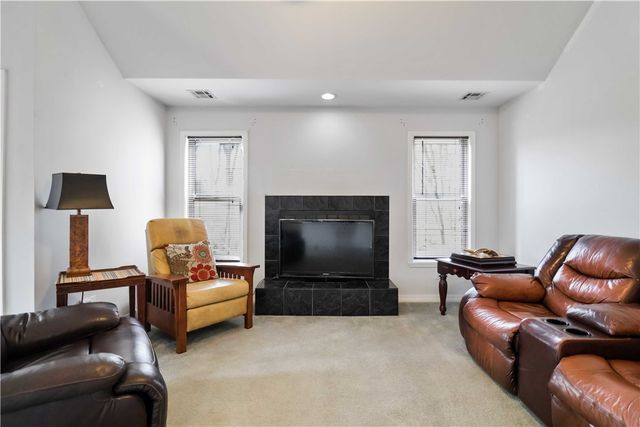 42 Overton Drive, Bella Vista, AR 72714