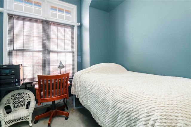 42 Overton Drive, Bella Vista, AR 72714