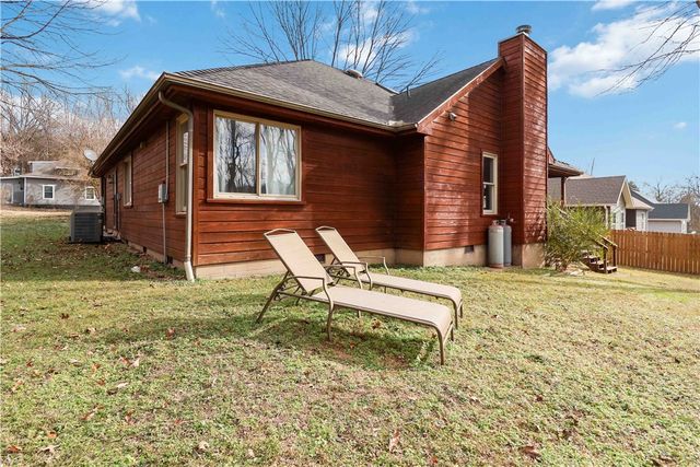 42 Overton Drive, Bella Vista, AR 72714