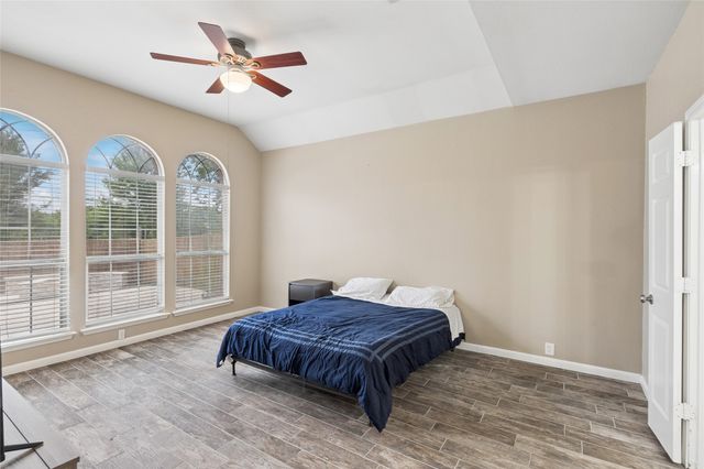 2702 Saint Charles Drive, Mansfield, TX 76063