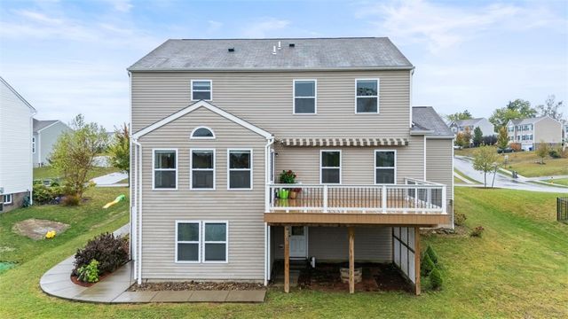 183 Kruger Cir, Forward Twp, PA 16033