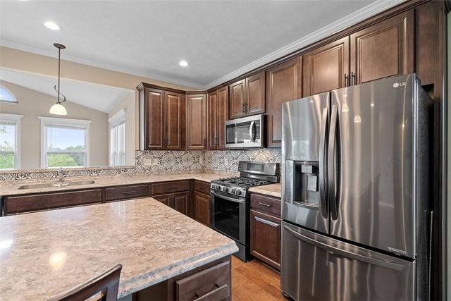 183 Kruger Cir, Forward Twp, PA 16033