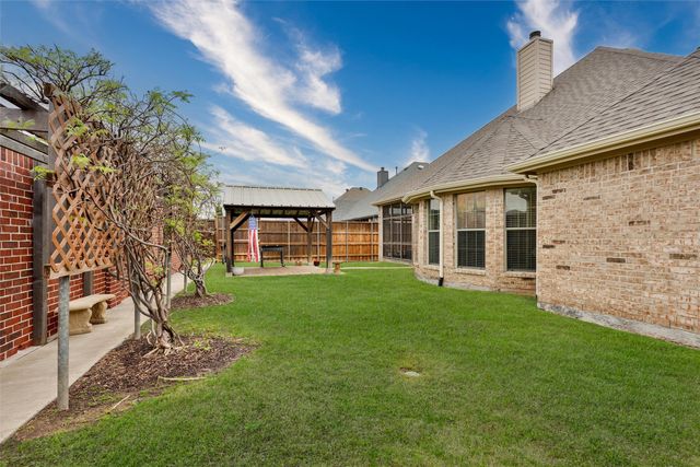 2636 Deer Hollow Drive, Little Elm, TX 75068