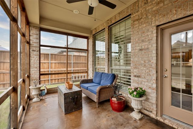 2636 Deer Hollow Drive, Little Elm, TX 75068