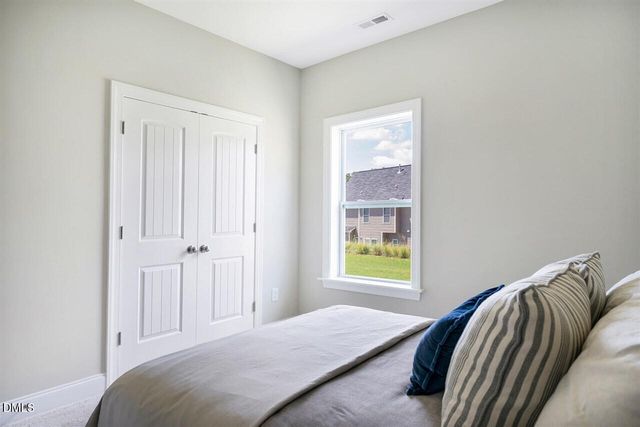 382 Black Oak Court, Clayton, NC 27520