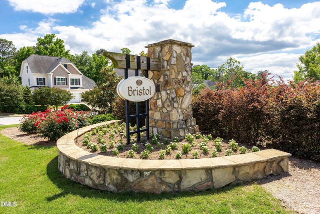 382 Black Oak Court, Clayton, NC 27520