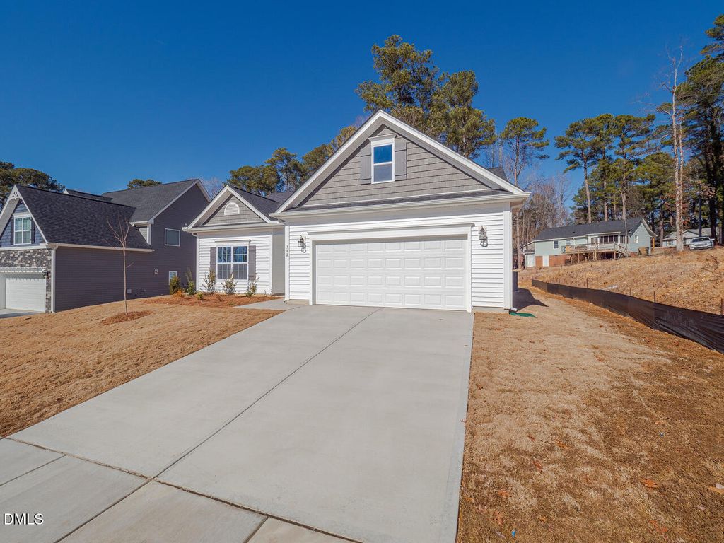382 Black Oak Court, Clayton, NC 27520