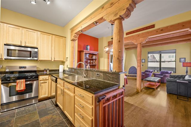 1405 Vegas Verdes Drive 235, Santa Fe, NM 87507