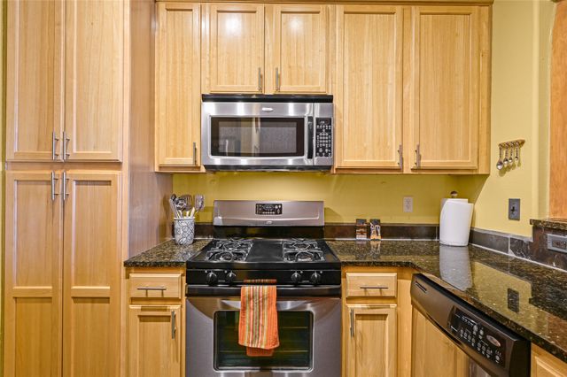 1405 Vegas Verdes Drive 235, Santa Fe, NM 87507