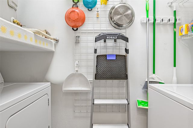 1405 Vegas Verdes Drive 235, Santa Fe, NM 87507