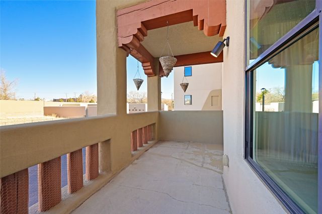 1405 Vegas Verdes Drive 235, Santa Fe, NM 87507