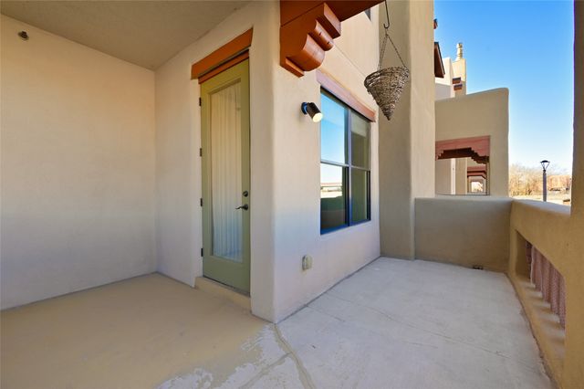 1405 Vegas Verdes Drive 235, Santa Fe, NM 87507