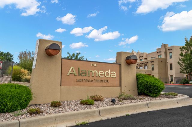 1405 Vegas Verdes Drive 235, Santa Fe, NM 87507