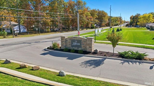 338 N Deer Cliff Run, Fort Wayne, IN 46804