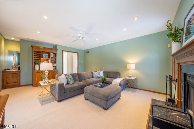 33 Juniper Way, Bernards Twp., NJ 07920