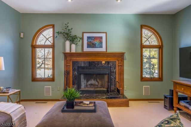 33 Juniper Way, Bernards Twp., NJ 07920