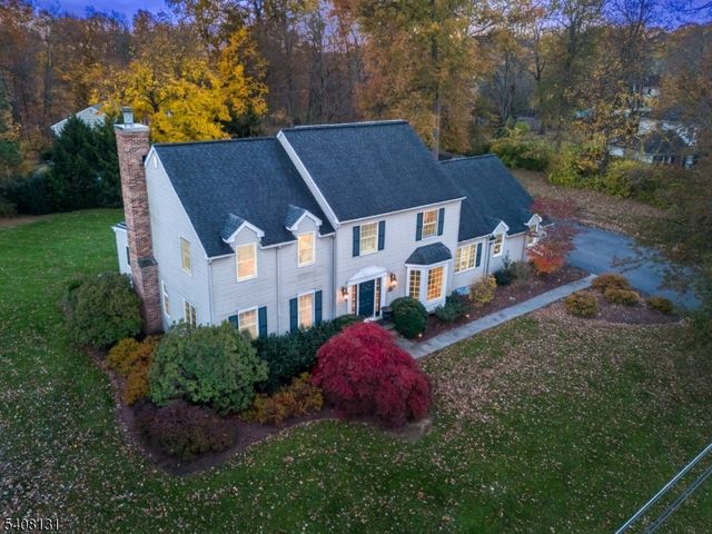 33 Juniper Way, Bernards Twp., NJ 07920